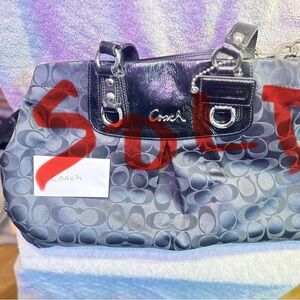 Elegant Women's Gray Handbag